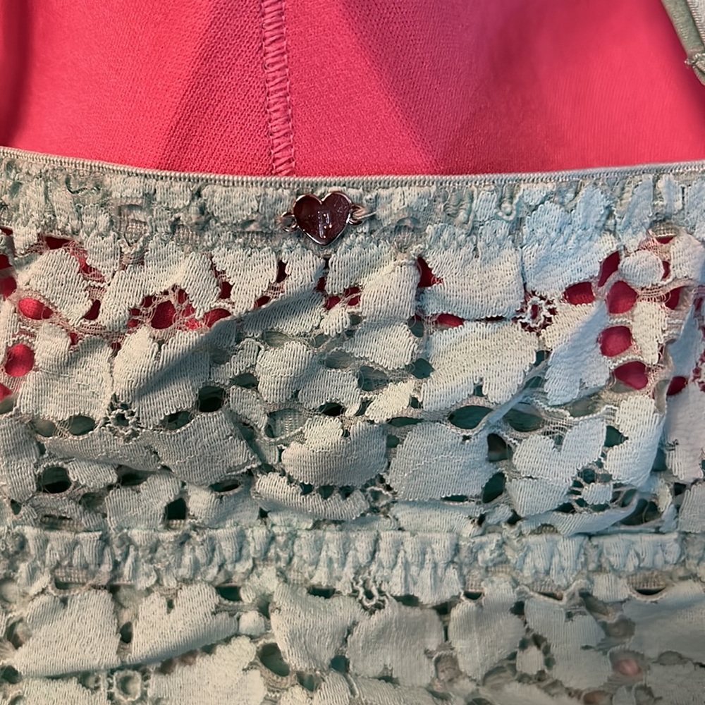 VICTORIAS SECRET PINK LARGE LACE BRALETTE LIGHT BLUE - Picture 3 of 5